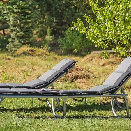 Bogatin - 1km From The Sea By Interhome