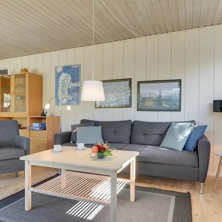 Bogatin - 1km From The Sea By Interhome Дом отдыха *